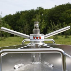 Mosteri. Hydropresse 80 l. + Elektrisk kvrn 1000 kg/t