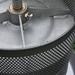 Mosteri Komplett. 10 l. Rustfri Eplepresse + 15 l. Fruktkvern