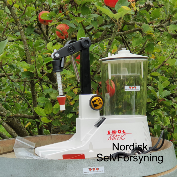 Enolmagic vacuum tappemaskine, originalt tappehoved, most og vin