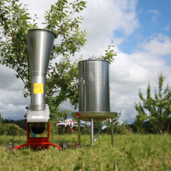 Mosteri. Hydropresse 80 l. + Elektrisk kvrn 1000 kg/t