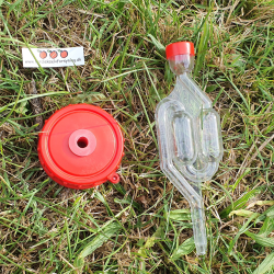 Ekstra lokk med tut og gjrrr til 25 liters vinballong