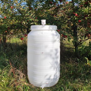 Plastfad 210 liter med hanke, tylle, grls og tappehane