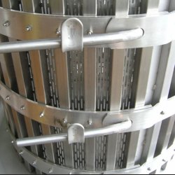 Elektrisk, hydraulisk presse, 480 liter. Rustfritt stl i kurv, pressplate og oppsamlingsskl. 