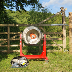 Hydropress, 55 liter, st�l og lakkert ramme, p� hjul, vippbar