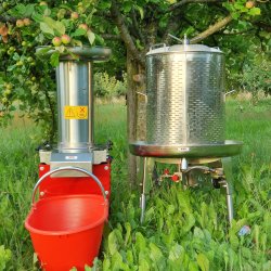 Mosteri. Hydropresser 55 l. og Elektrisk Eplekvrn 600 kg/t