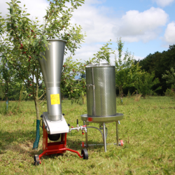 Mosteri. Hydropresse 80 l. + Elektrisk kvrn 1000 kg/t