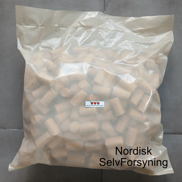 Korkprop, naturkork, 1. kvalitet, 38 x 24 mm.