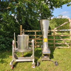 Mosteri. Hydropresse Tiltbar 55 l. + Elektrisk Frugtkvrn 1000 kg/t