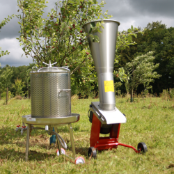 Mosteri. Lancman Hydropresser 55 l. + Elektrisk Kvrn 1000 kg/t