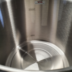 Pasteuriseringsapparat, 27 l. rustfri, med aftapningshane.