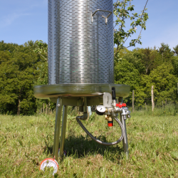 Mosteri. Hydropresse 80 l. + Elektrisk kvrn 1000 kg/t