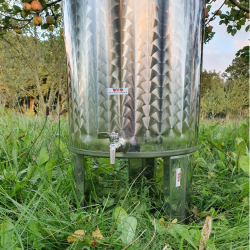 Rustfri tank med stvlg, 200 l.